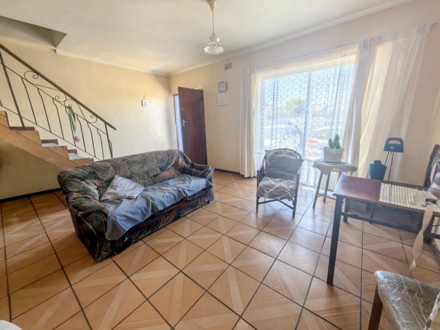 3 Bedroom Property for Sale in Grassy Park Western Cape